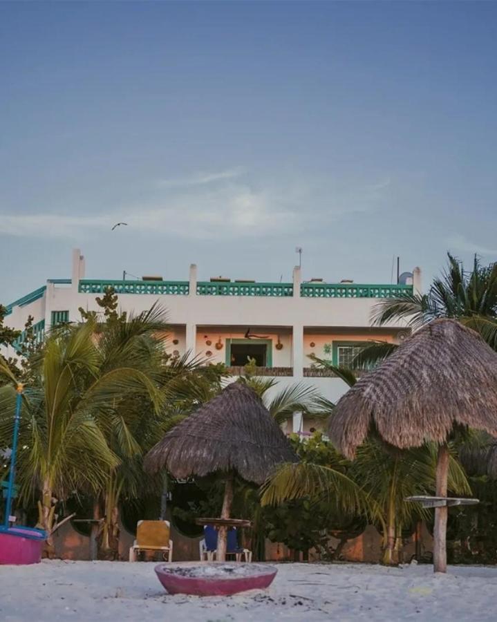Hotel Gutierrez Селестун Экстерьер фото