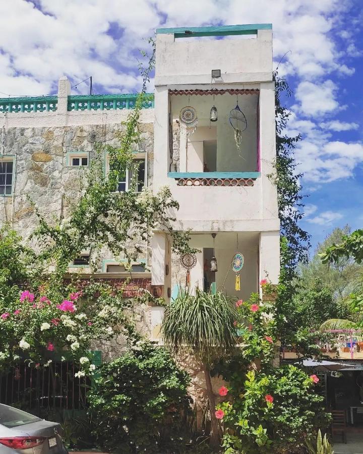 Hotel Gutierrez Селестун Экстерьер фото
