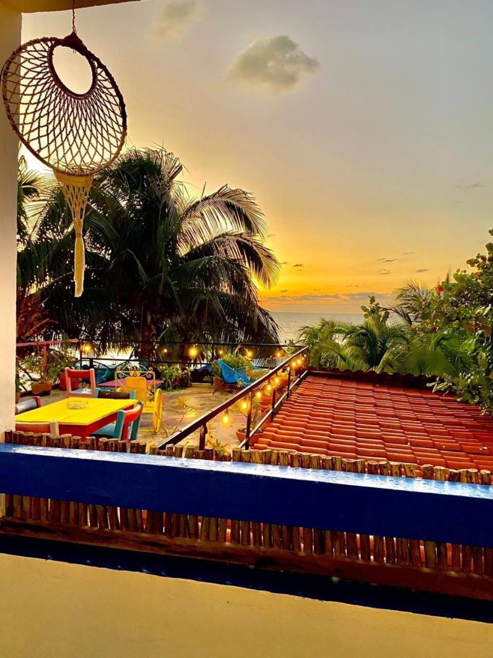 Hotel Gutierrez Селестун Экстерьер фото